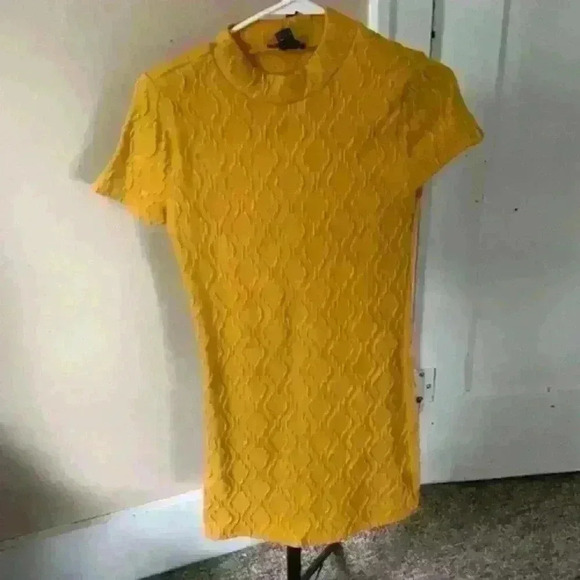 Forever21 Gold Yellow Mini/Medi Dress Perfect For Summer - Picture 1 of 4